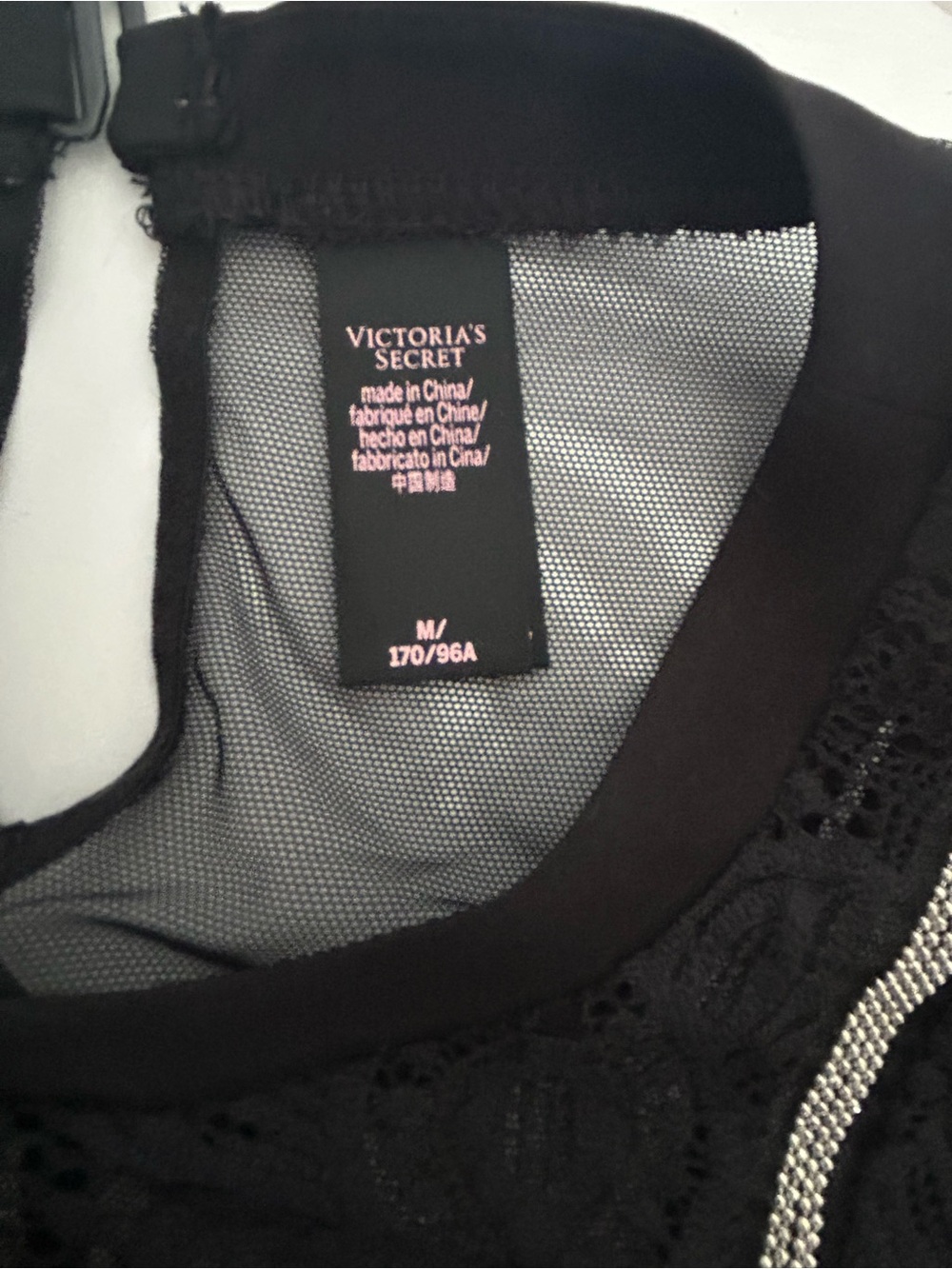 Victoria’s Secret Very Sexy Embellished Lace Bodysuit M- Excellent Condition - Picture 14 of 14